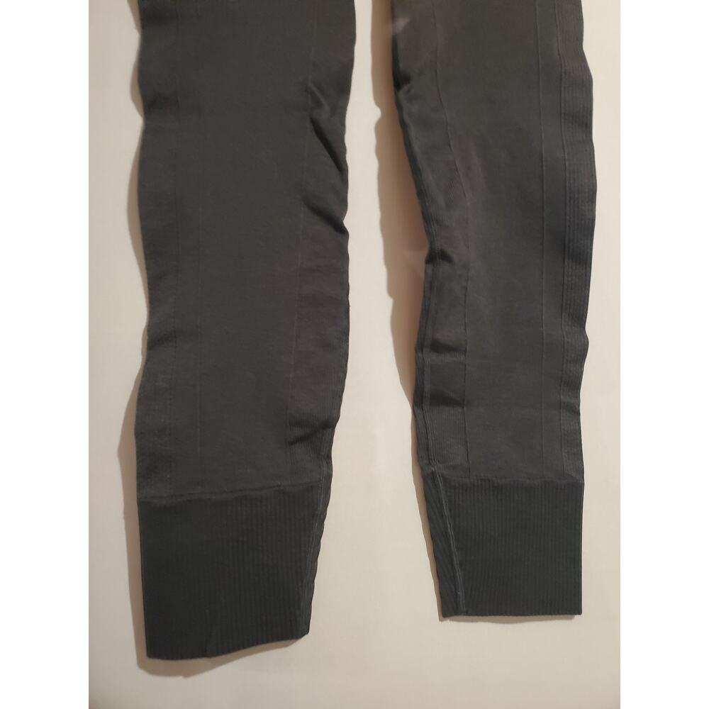 Lululemon Ebb to Street Seamless Ribbed Cuff Pants Womens Size 6 Gray Tights - Picture 6 of 10